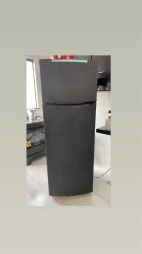 GELADEIRA FUNCIONANDO 100%