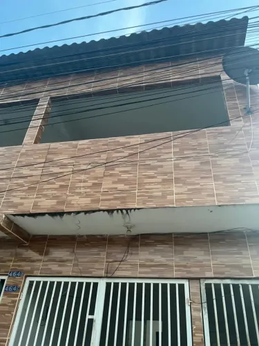 Aluga-se uma ótima casa em Felipe camarão 