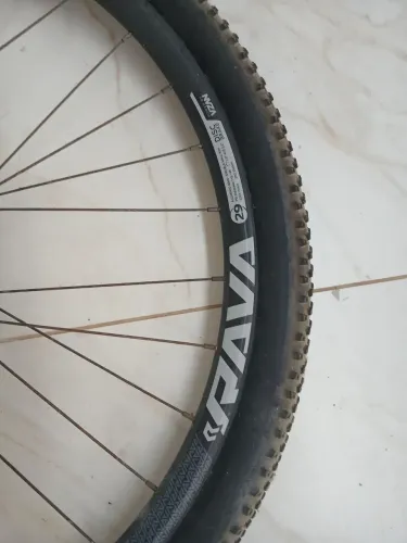 Pneu pra bicicleta 
