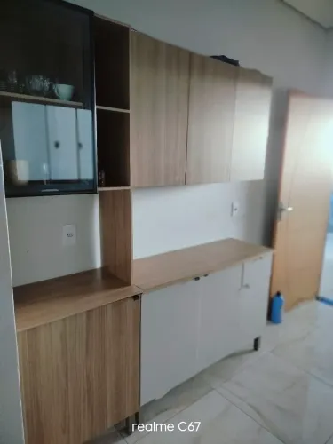 Vendo Armários de cozinha ótimo estado , completo .