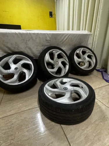 Rodas Volcano Aro 17