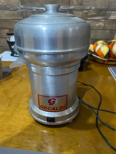 Espremedor de suco de laranja industrial 