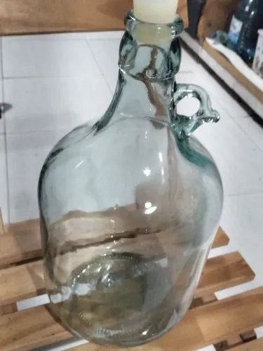  Garrafão Dame-Jeanne de 5 litros para produção de cerveja
