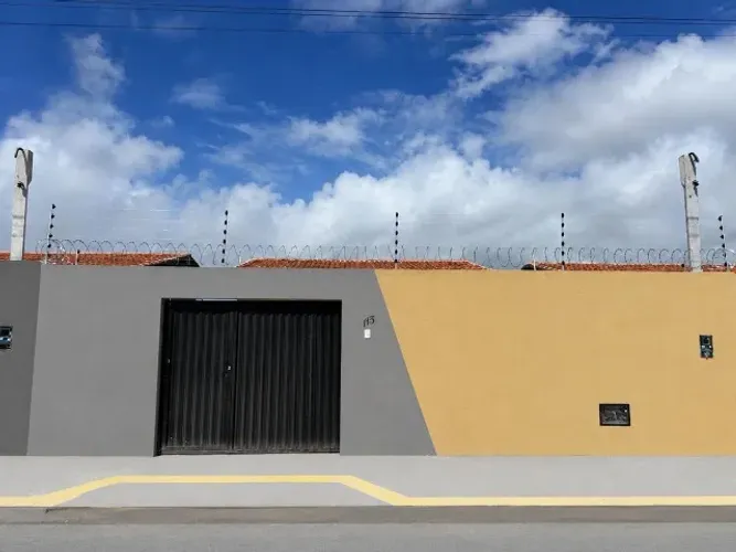 CASA NOVA / PRIMEIRA LOCAÇÃO / POR TRÁS DO SHOPPOING DO MOINHO DOS VENTOS