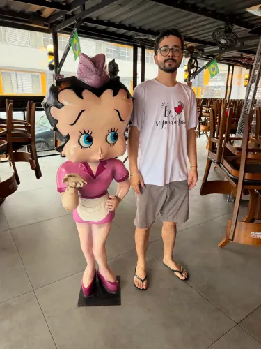 Estátua Betty Boop em Fibra Tamanho Real - Decoração Vintage e Retrô