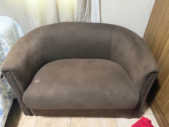 Sofá 2 lugares