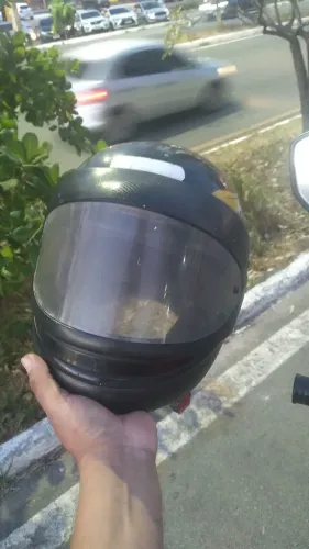 CAPACETE QUEBRA-GALHO R$ 40