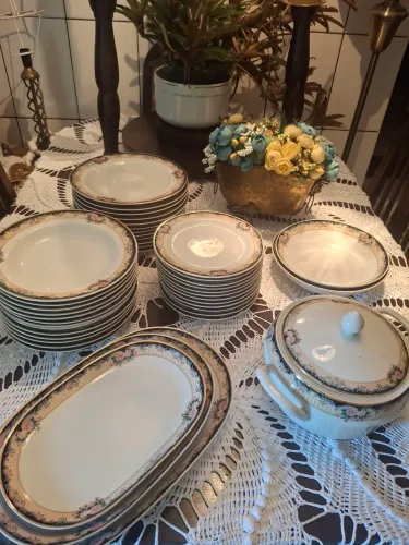 Jogo de jantar antigo completo Germer porcelanas
