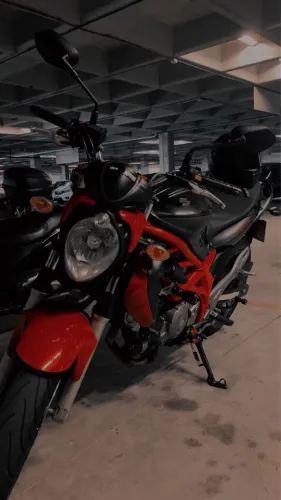 SUZUKI GLADIUS 650cc 2016