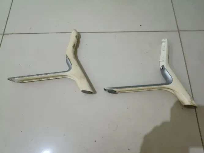 Pés de suporte de TVs LG