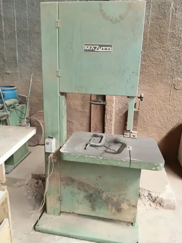 Serra de fita Mazutti