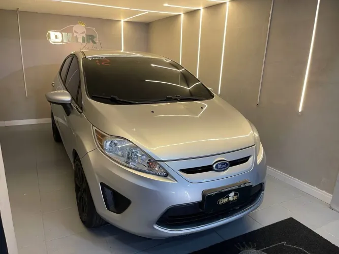 Ford Fiesta SE 1.6 16V Flex 5P 2012
