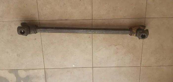 Cardan linha 2000, triangular, 1,27 mts de comprimento, 81 cm de barra e tubo