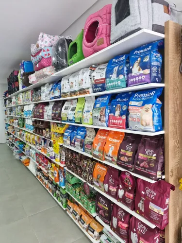 Vende-se Agropet completo e em pleno funcionamento.