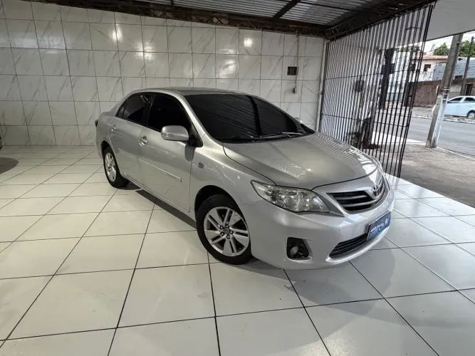 Toyota Corolla XEI 2.0 Flex 16V Aut. 2013