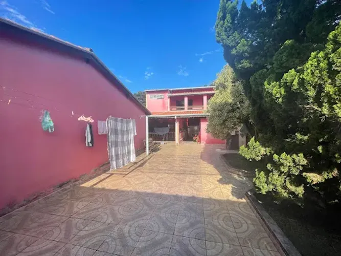 Casa com 3 dormitórios à venda, 226 m² - Vila Santos - Caçapava/SP