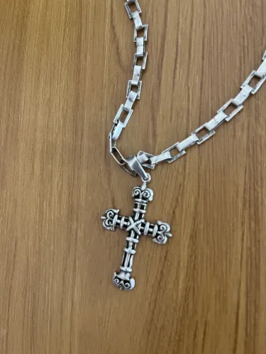 Cordão de Prata com Pingente