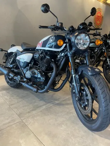 Shotgun 650 25/26 Maritssa