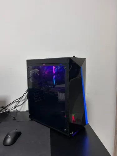 Computador Gamer R7 5700x, RX6600 e 16gb de ram