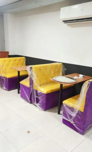 Mega promoção estofado para deixar seu estabelecimento lindo e aconchegante