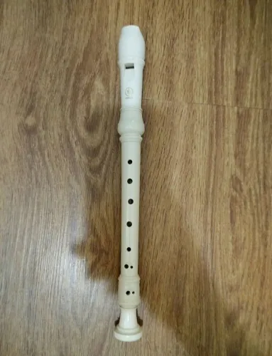 Flauta Doce Soprano Yamaha YRS-24B