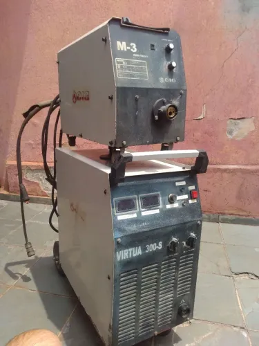 Máquina de solda MIG/MAG completa com tocha e cilindro 10m3.