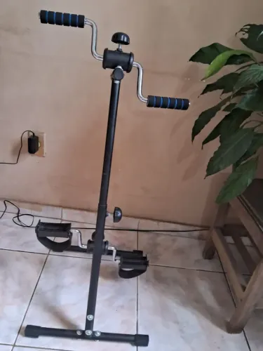 Mini Bicicleta Ergométrica Para Treino de Pernas e Braços