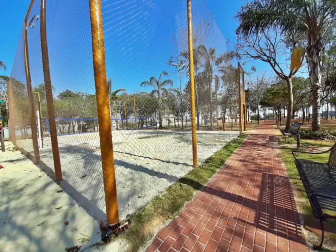 Terreno de 360m² em condomínio fechado. Ribeirão Preto