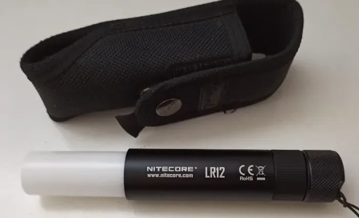 Lanterna NITECORE LR12 - 1000 Lúmens, 360 graus iluminação