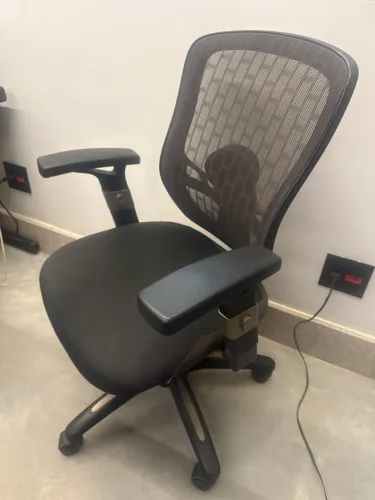 Cadeira que escritório giratória