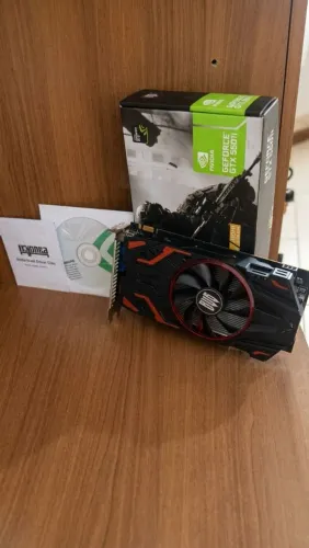 GTX 550 TI 2GB (Leia descrição)