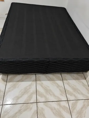 Cama de casal pouco usada!