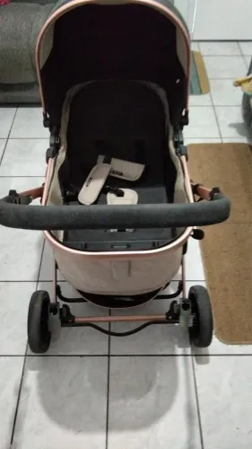 Vende-se carrinho.