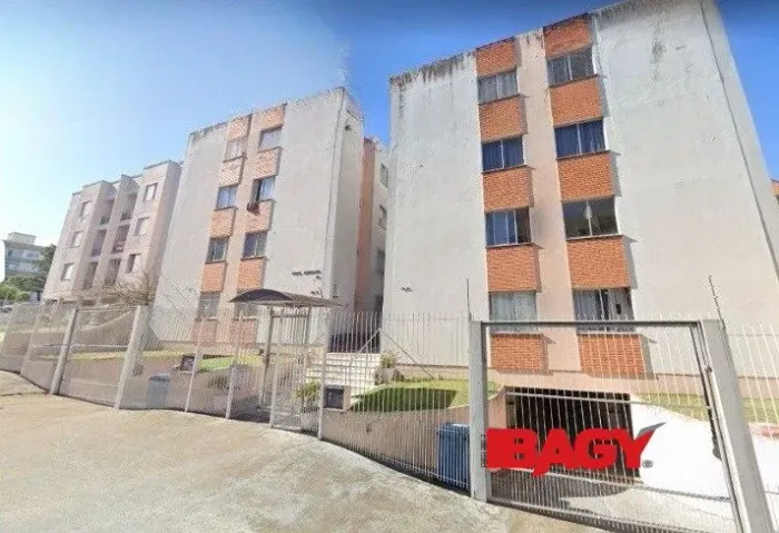 Excelente Apartamento 2 dormitório(s) em Abraão - Florianópolis