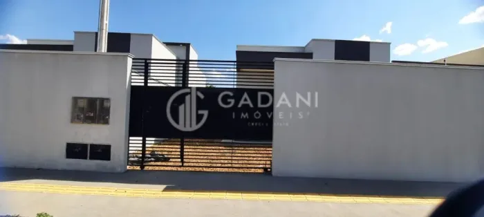 Casa de esquina com 2 quarto a venda no Jardim Londrina em Sinop/MT