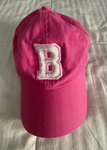 Boné Infantil Rosa Barbie - Tam P (4 a 8 anos) | Leve e estiloso | R$12 