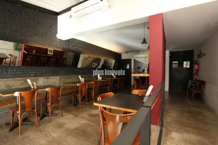 Casa Comercial em Chácara Santo Antônio (Zona Sul) com 153m²