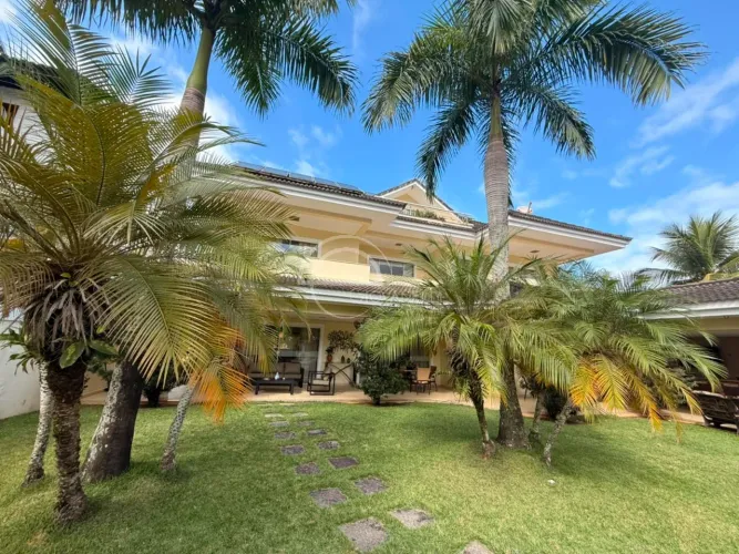 Casa de luxo em condomínio na Barra da Tijuca com 4 quartos, 4 suítes e 900m² - Rio de Jan