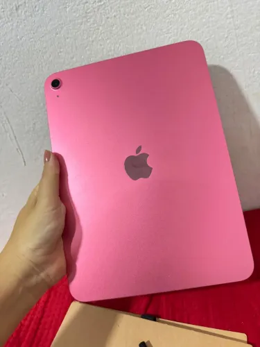 iPad a16 128Gb Geração 2025 ainda na garantia