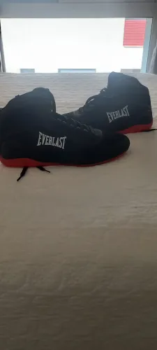 Vendo linda sapatilha para boxe