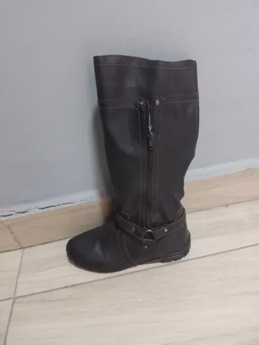 Bota sem salto