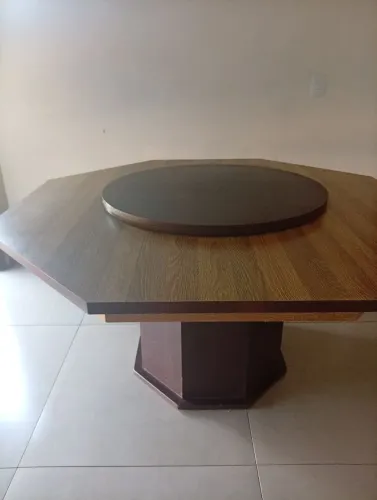Vendo mesa sextavado com giro no centro 
