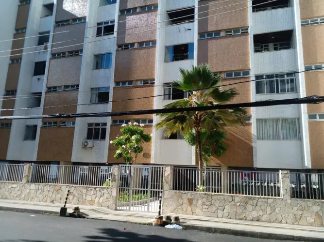 Apartamento para Locação em Salvador, Pituba, 1 dormitório, 1 banheiro, 1 vaga