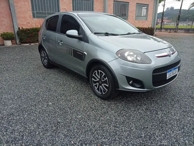 Fiat Palio Sporting 1.6 Flex 16V 5P 2013