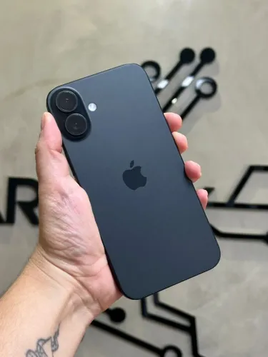 iPhone 16 Plus Black - 128GB (Garantia Apple até 07/2026) + Nota