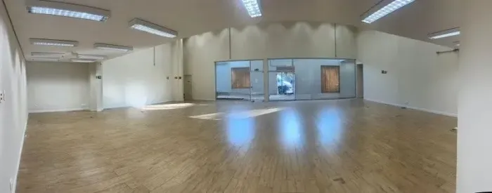 Ponto comercial à venda no Wanel Ville, em Sorocaba-SP.