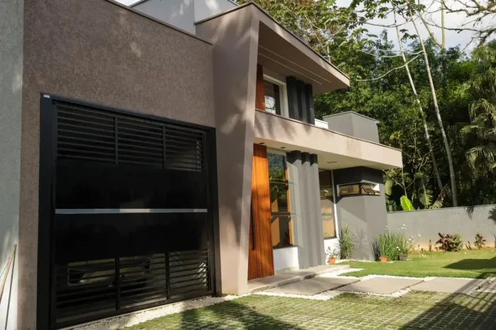 Chácara Urbana Garuva 2.835m², casa nova moderna, alto padrão, 160m², local turístico