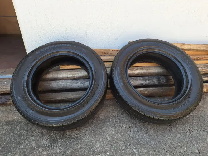 Par de Pneus pirelli scorpion 215/65 R16 por R$ 50 cada