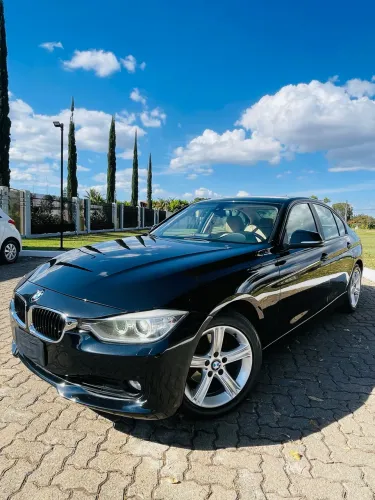 BMW 320I A Modern/sport TB 2.0/a.flex 16V 4P 2014