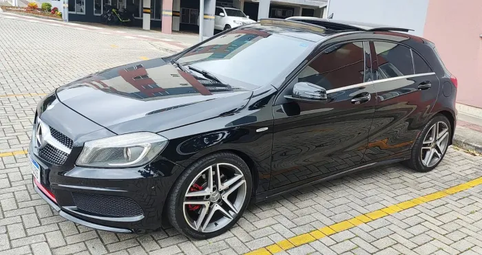 Mercedes-Benz Classe A 250 2.0 TB Sport Aut. 2015